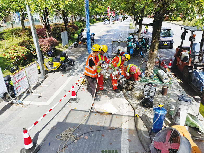  巴宜UV-CIPP紫外光固化修复