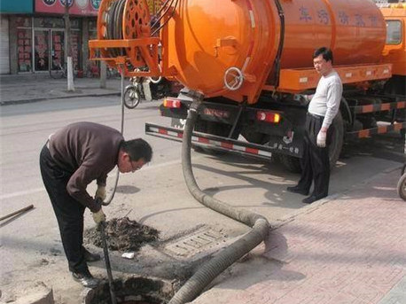 巴宜清掏化粪池，健康生活从这里开始